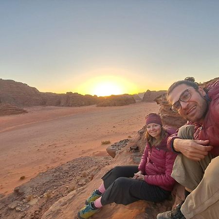 Wadi Rum Sky Tours & Camp מראה חיצוני תמונה