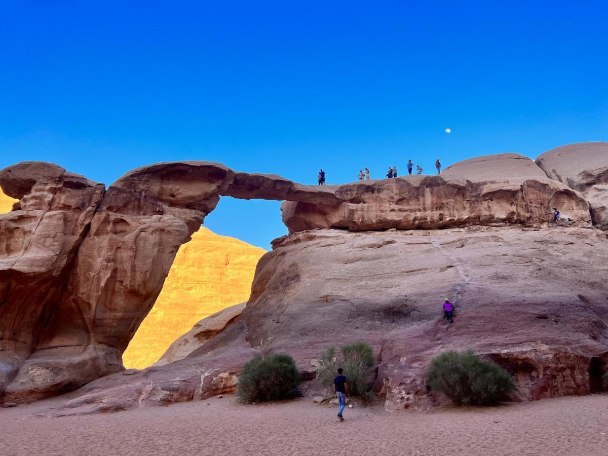 Wadi Rum Sky Tours & Camp מראה חיצוני תמונה