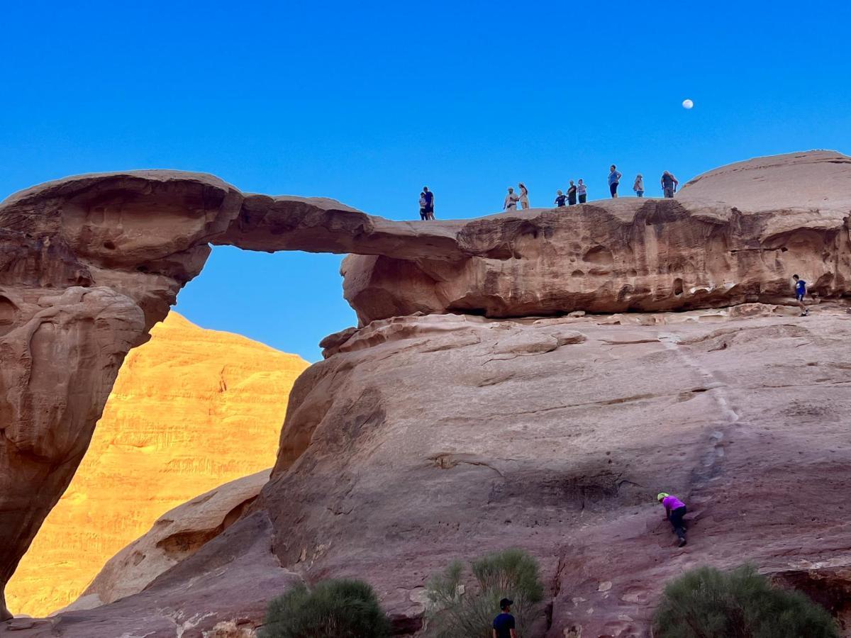 Wadi Rum Sky Tours & Camp מראה חיצוני תמונה