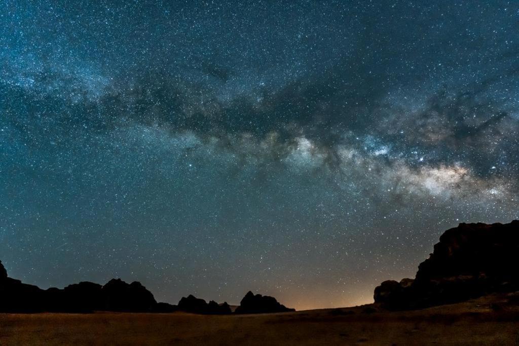 Wadi Rum Sky Tours & Camp מראה חיצוני תמונה