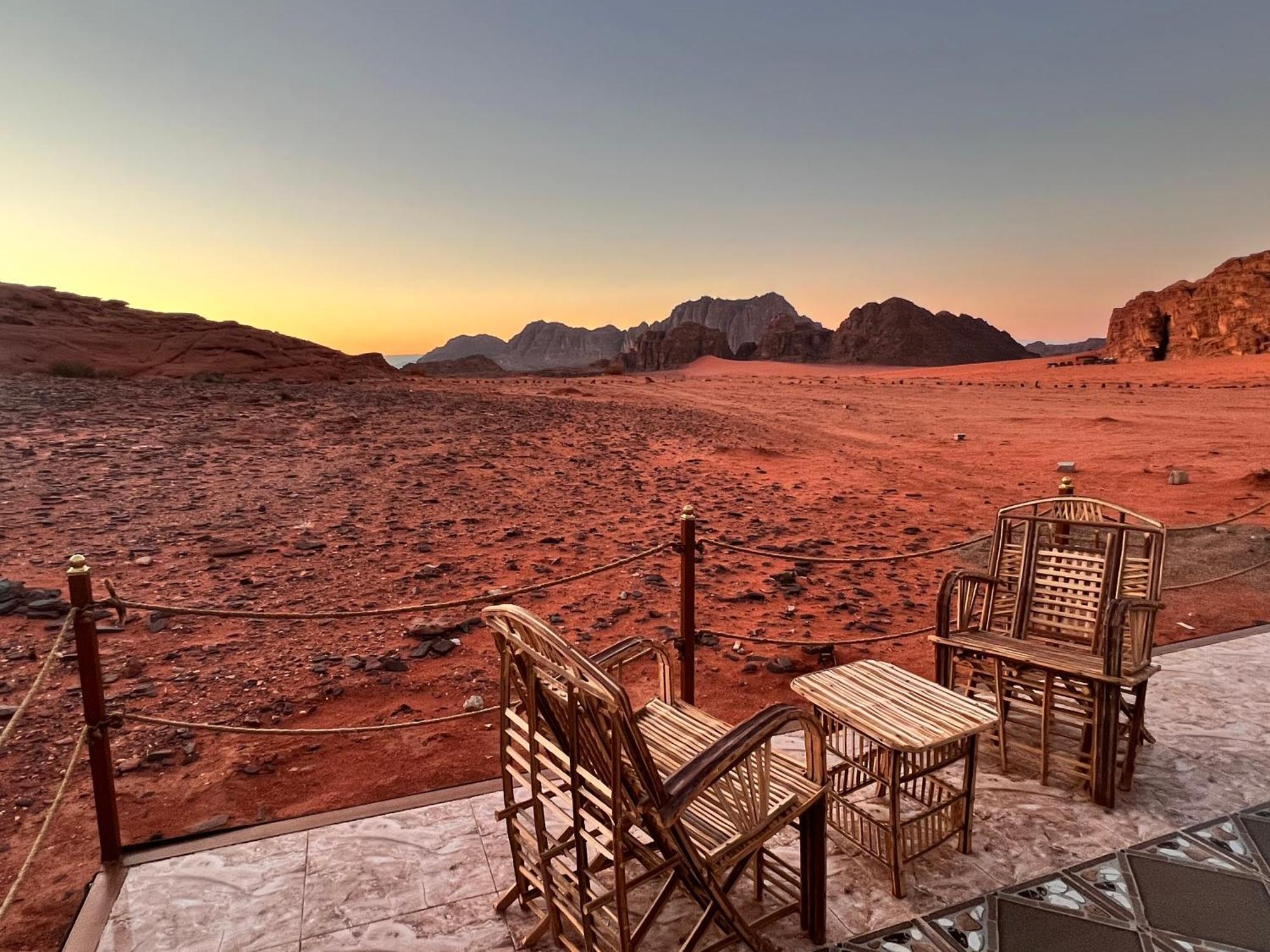 Wadi Rum Sky Tours & Camp מראה חיצוני תמונה