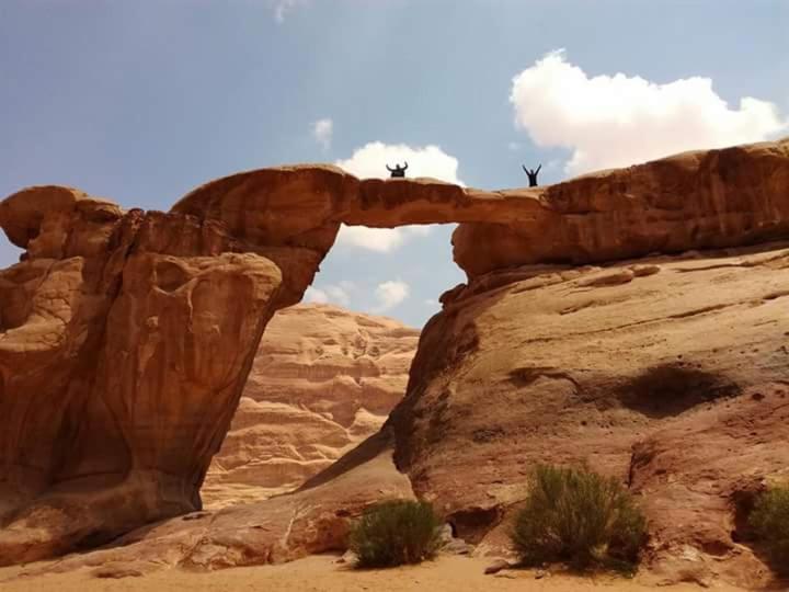 Wadi Rum Sky Tours & Camp מראה חיצוני תמונה